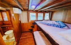 Share Cabin,Komodo Open Trips,Sailing Komodo 3D2N by Lathansa Deluxe Phinisi