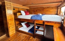 Bromo Ijen Cabin,Komodo Boats Charter,Private Trip by Aimar Always Deluxe Phinisi