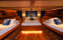 Bern Cabin,Komodo Open Trips,Open Trip 3D2N by Lamain Luxury Phinisi