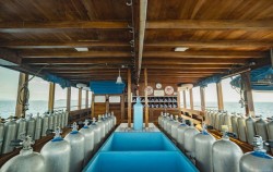 Dive Deck,Komodo Boats Charter,Private Diving for Cajoma V Luxury Phinisi