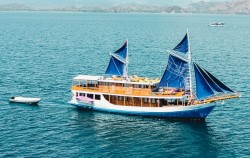 Arfisyana Indah image, Arfisyana Indah Deluxe Phinisi, Komodo Boats Charter