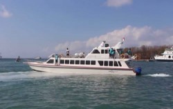 Semaya One Fast Cruise, Gili Islands Transfer, Depart from Padangbai