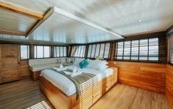 Diamond Cabin image, Open Trip Komodo 3D2N by Cordelia Luxury Phinisi, Komodo Open Trips