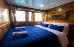 Horizon Cabin,Komodo Open Trips,Open Trip 3D2N by Em Ocean Deluxe Phinisi