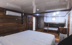 Deluxe Cabin image, Sea Familia II, Komodo Boats Charter