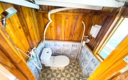 Komodo Private Trip by Tectona Phinisi, Private Bathroom