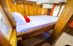 Share Cabin image, Komodo Private Trip by Tectona Phinisi, Komodo Boats Charter