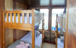 Sharing Cabin image, Open Trip 3D2N by 3 Island Luxury Phinisi, Komodo Open Trips