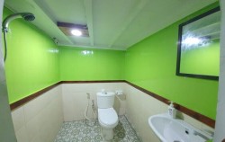 KLM Marcopolo Green Bathroom image, Open Trip 4 Days 3 Nights Lombok to Labuan Bajo by Travel Wise, Komodo Open Trips