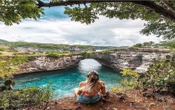 Daily Tour Nusa Penida from Lembongan Island, Lembongan Package, Broken Beach