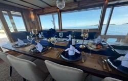 Dining Area,Komodo Open Trips,Open Trip 3D2N by Raffles Cruise Luxury Phinisi