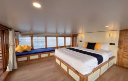 Phoenix Cabin,Komodo Open Trips,Open Trip Weekdays by Raja Bintang Deluxe Phinisi