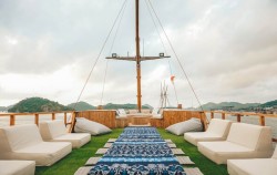 Sea Familia Sun Deck image, Komodo Private Trip by Sea Familia Luxury Phinisi, Komodo Boats Charter