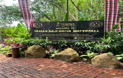 Waterfall- Front,Bali Instagramable Trips,Bali Hidden Gems Trip: Griya Waterfall & Bali Swing