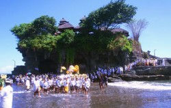 Sangeh, Mengwi and Tanah Lot Tour, Tanah Lot Temple