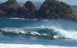 Lombok 5 Days and 4 Nights Package, Surfing at Lombok