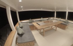 Open Trip Komodo 3D2N by Zendaya Superior Phinisi, Komodo Open Trips, Zendaya - Dining Room (Night V