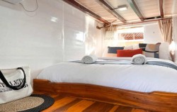 Superior Cabin,Komodo Open Trips,Open Trip Labuan Bajo 3D2N by Abizar Deluxe Phinisi