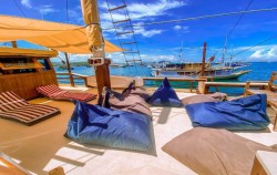 Upper Deck Area,Komodo Open Trips,Sailing Komodo 3D2N by Amalia Bahari Deluxe Phinisi