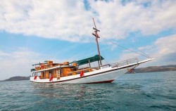 Baronang Boat image, Baronang Phinisi, Komodo Boats Charter
