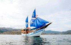 Bos - Boat,Komodo Open Trips,Komodo Open Trip 3D2N by Bajo Ocean Star Deluxe Phinisi