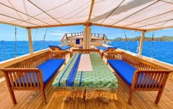 Relaxation Area,Komodo Boats Charter,Budi Utama Luxury Phinisi