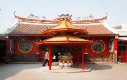 Vihara Darma Bhakti,Jakarta Tour,Trails of China Town