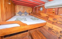 Superior 1 Cabin,Komodo Open Trips,Komodo Open Trip 3D2N by Dahayu Phinisi