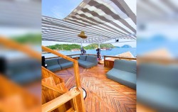 Deck Area,Komodo Open Trips,Open Trip 3D2N by Dewi Anjani Deluxe Phinisi
