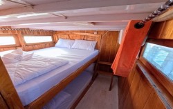 Sharing Cabin,Komodo Open Trips,Open Trips 3 Days 2 Nights by Diara La Oceano Phinisi