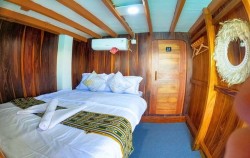Private Cabin,Komodo Open Trips,Open Trip Komodo 3D2N by Dinara Superior Phinisi