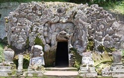 Elephant Cave Temple,Bali Sightseeing,Kintamani and Tirta Empul Tour