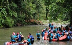 Ayung Rafting Fun Games - Outbound Package, 