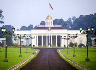 Istana Tampak Siring