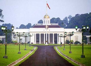 Istana Tampak Siring