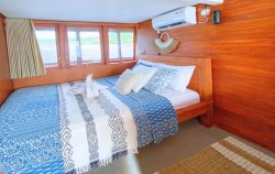 Deluxe Cabin,Komodo Open Trips,Open Trip Labuan Bajo 3D2N by Kanha Loka Luxury Phinisi