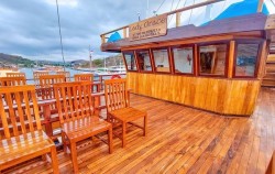 Upperdeck,Komodo Open Trips,Open Trip 3D2N by Lady Grace Deluxe Phinisi