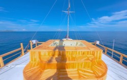 Open Trip Komodo 3D2N by Lamborajo 2 Luxury Phinisi, Komodo Open Trips, Jacuzzi