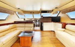 Komodo Yacht, Interior Yacht