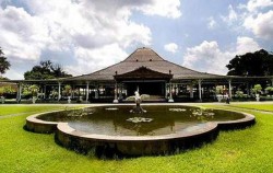 Mangkunegaran Palace,Borobudur Tour,Yogja Selayang Pandang 5 Days 4 Nights