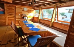 Dining Area,Komodo Boats Charter,Marvelous Deluxe Phinisi