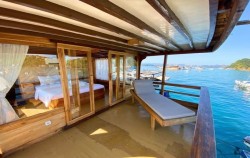 Master Cabin - Balcony,Komodo Open Trips,Open Trip 3D2N by Marvelous Deluxe Phinisi