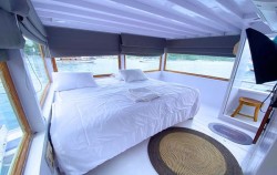Master Cabin,Komodo Open Trips,Open Trip 3 Days 2 Nights by Nadia Deluxe Phinisi