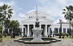 National Museum,Jakarta Tour,Jakarta Ancient Tour