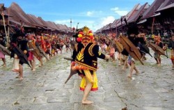 Nias Island Tour 3 Days 2 Nights, Nias War Dance