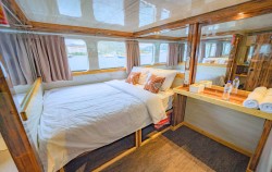 Superior Cabin,Komodo Open Trips,Open Trip 3D2N by Ocean Angel Liveaboard
