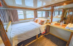 Superior Cabin,Komodo Open Trips,Open Trip 3D2N by Ocean Angel Liveaboard