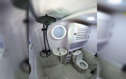 Private Cabin - Bathroom,Komodo Boats Charter,Osiana Alo Liveaboard Private Trips