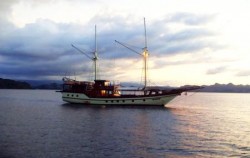 Pelicia Phinisi,Komodo Boats Charter,Phinisi Felicia