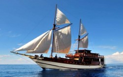 Phinisi Ambashi,Komodo Boats Charter,Phinisi Ambashi